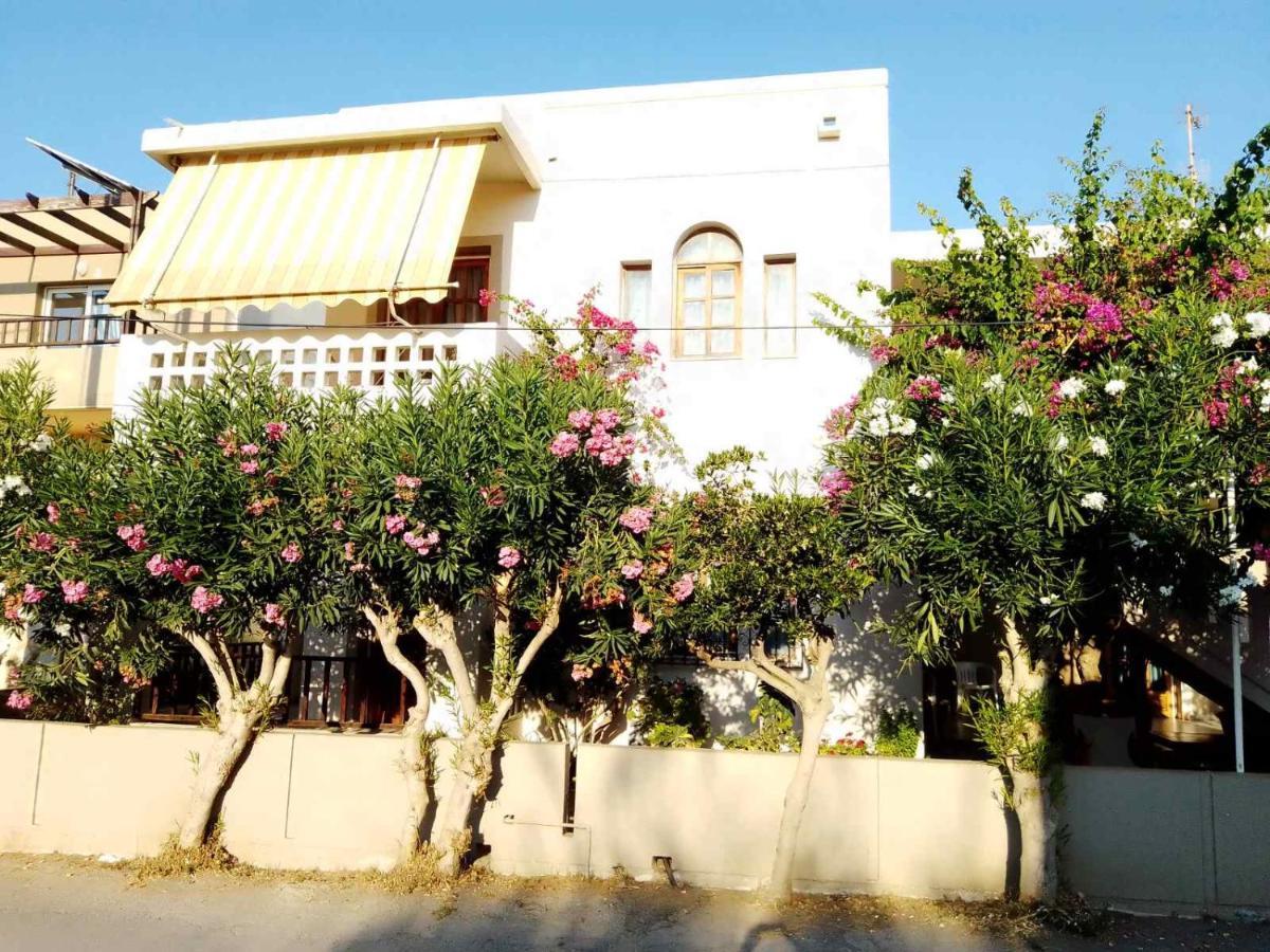 Irini Apartments Platanés Екстериор снимка