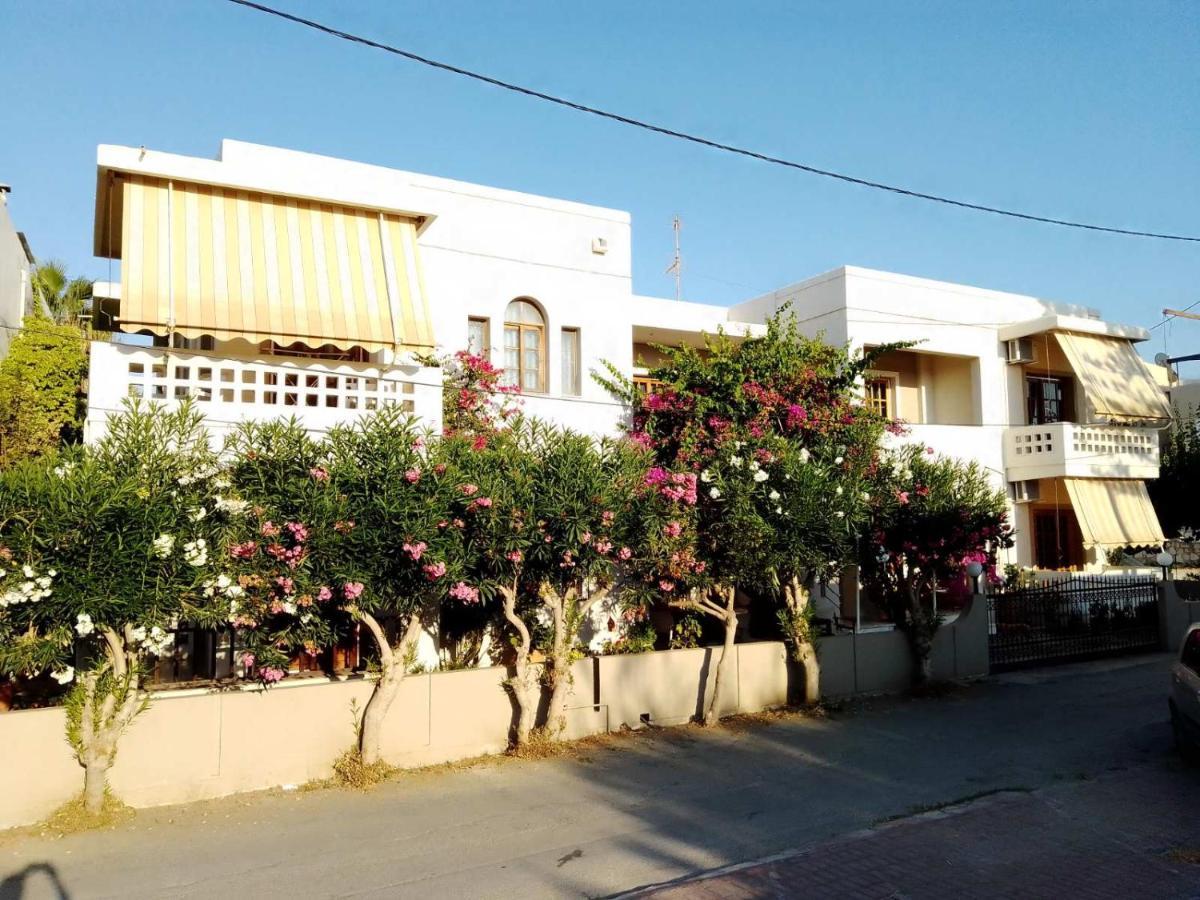 Irini Apartments Platanés Екстериор снимка