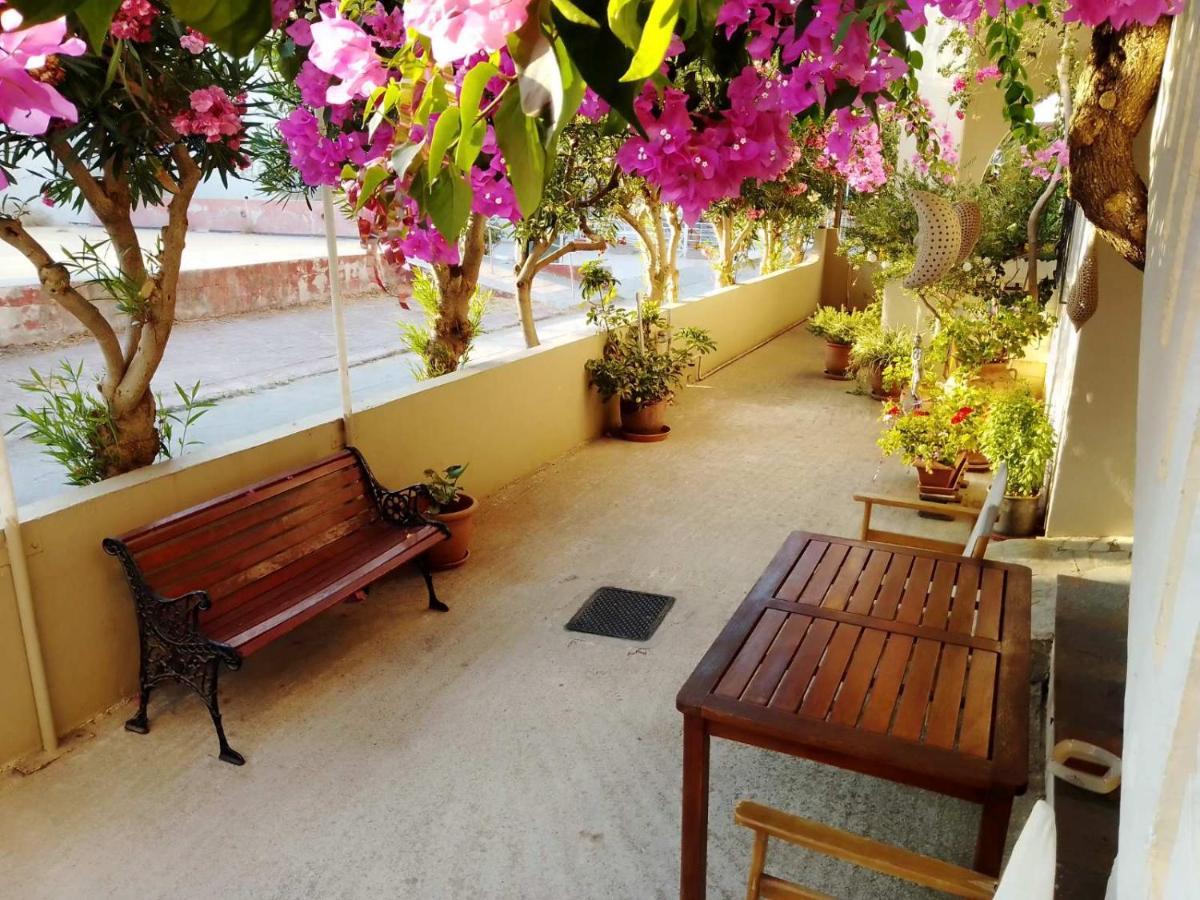 Irini Apartments Platanés Екстериор снимка