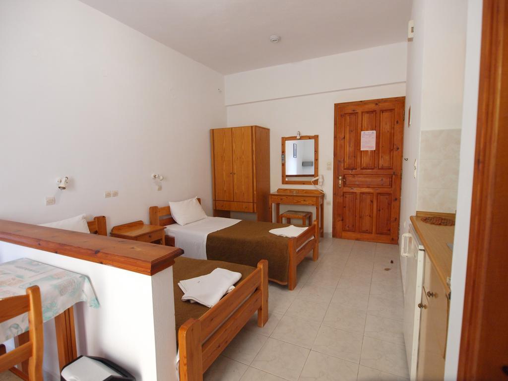 Irini Apartments Platanés Стая снимка